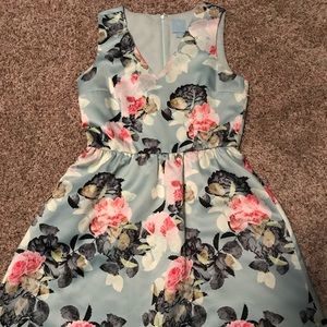 Beautiful floral midi dress size 10